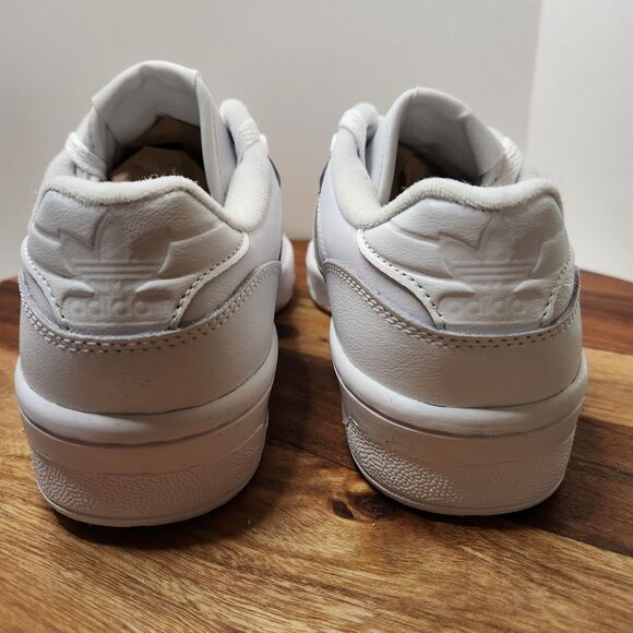 Adidas Rivalry Low Sneakers – Women’s Size 8, White, Classic Style, Unworn - Picture 5 of 9